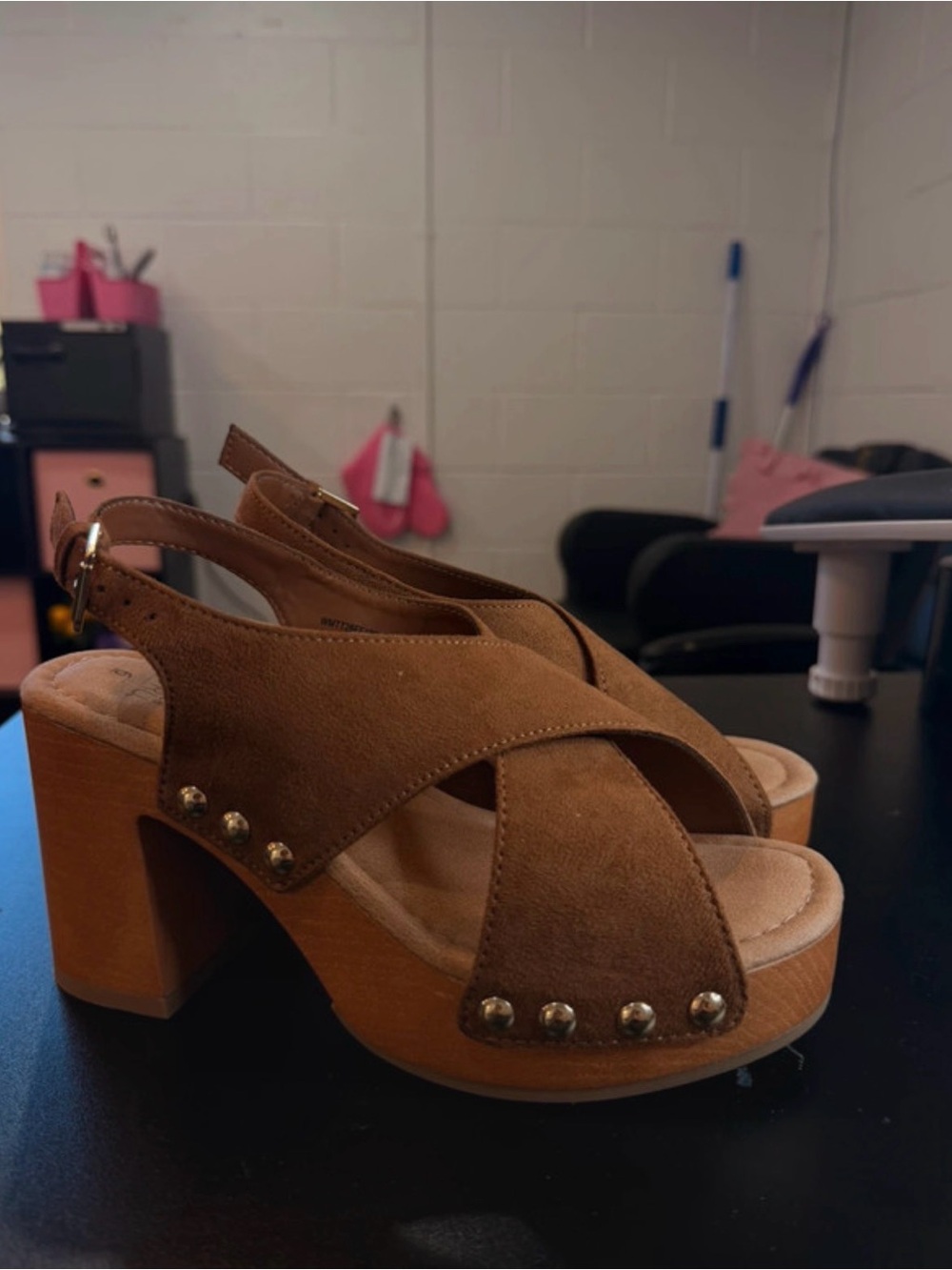 Time and Tru Brown Suede Platform Slingback Sandals